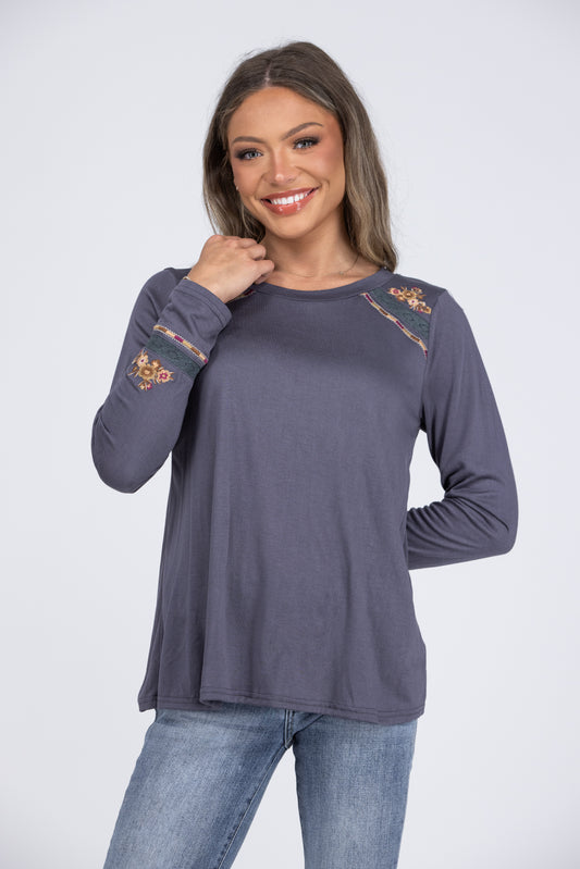 Hannah's Women's Long Sleeve Top *Final Sale*