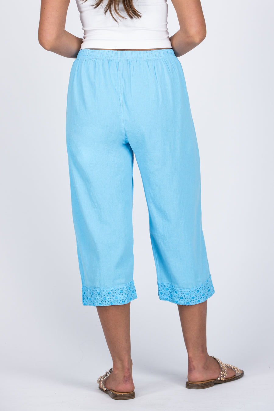 Done In Lace Women's Casual Capri Pants