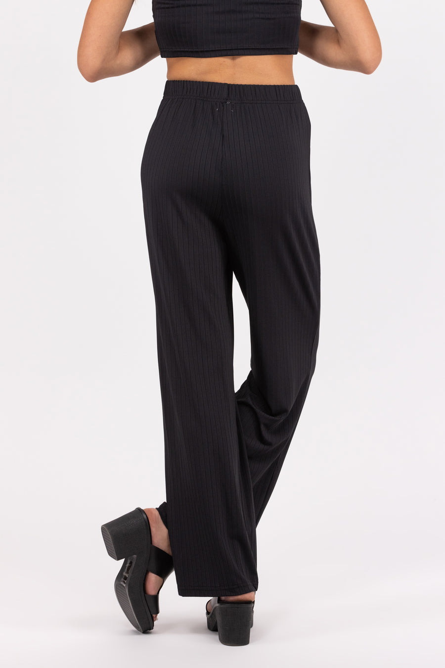 Linden Luxury Women's Cozy Breathable Ribbed Lounge Set *Final Sale*