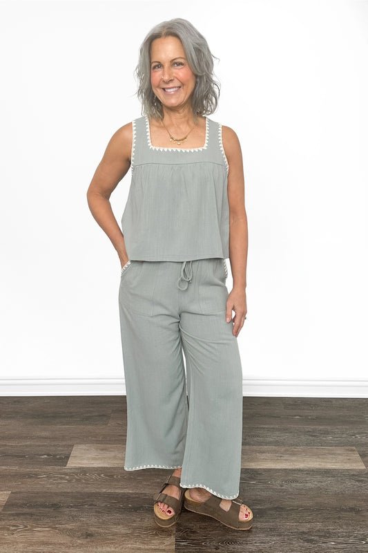 Women's Embroidered Linen Blend Ankle Pants