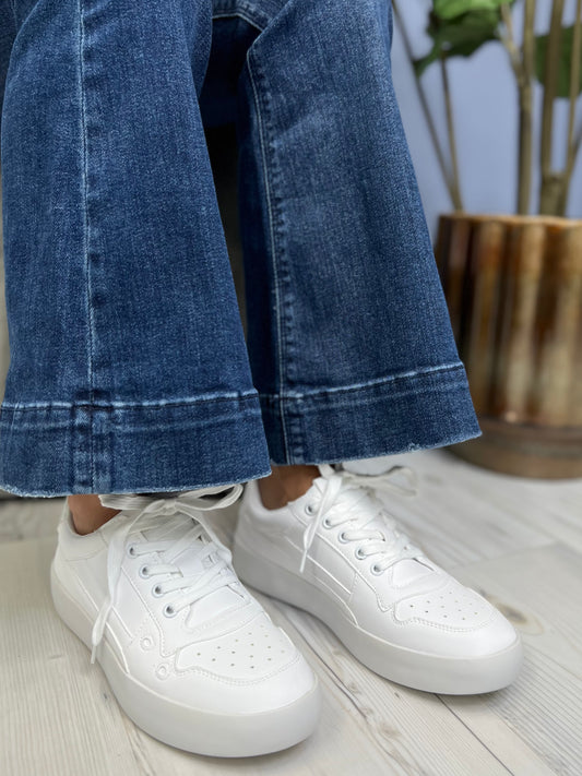 Outwoods Women's Walk On Air Sneaker