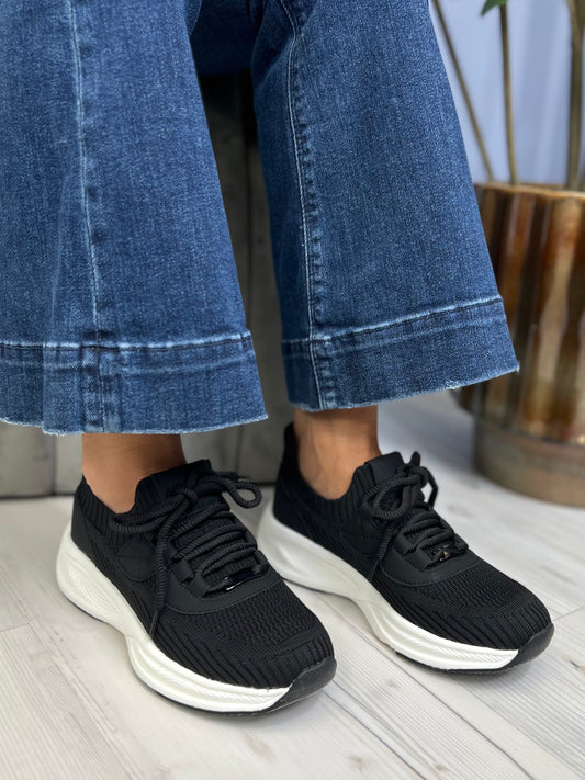 Outwoods Stride Women's Lace Up Knit Sneaker