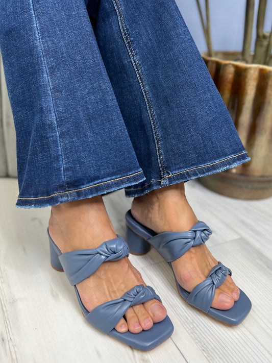 Yellow Box Ceimi Women's Square Toe Heel