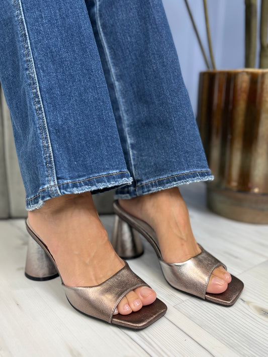 Shu Shop Enya Women's Metallic Heels