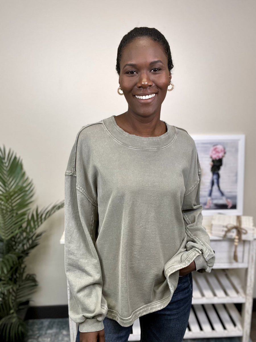 Leisure Loving Women's Casual Oversized Long Sleeve Sweatshirt