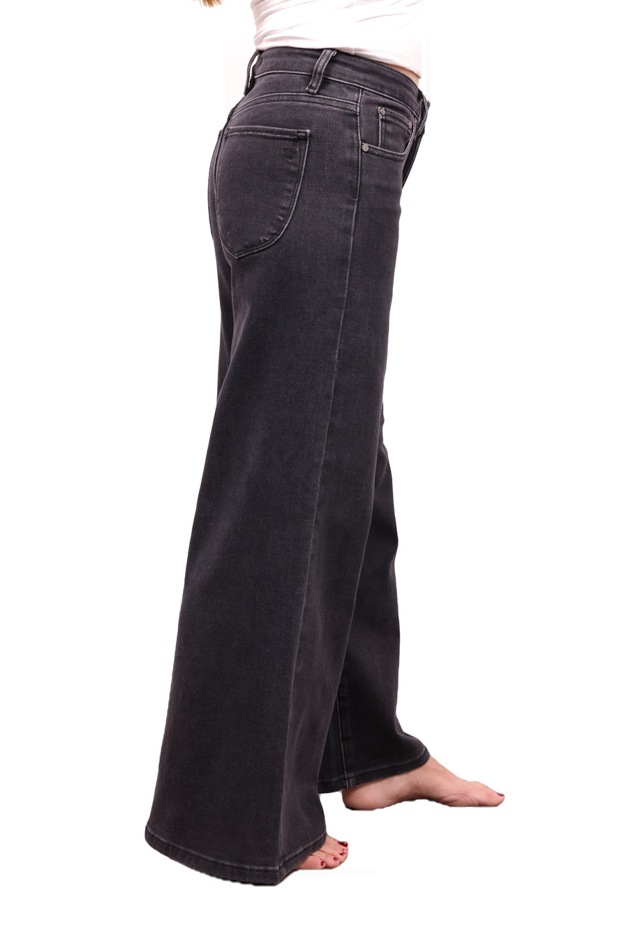 The Kim wide leg jeans in charcoal, side view