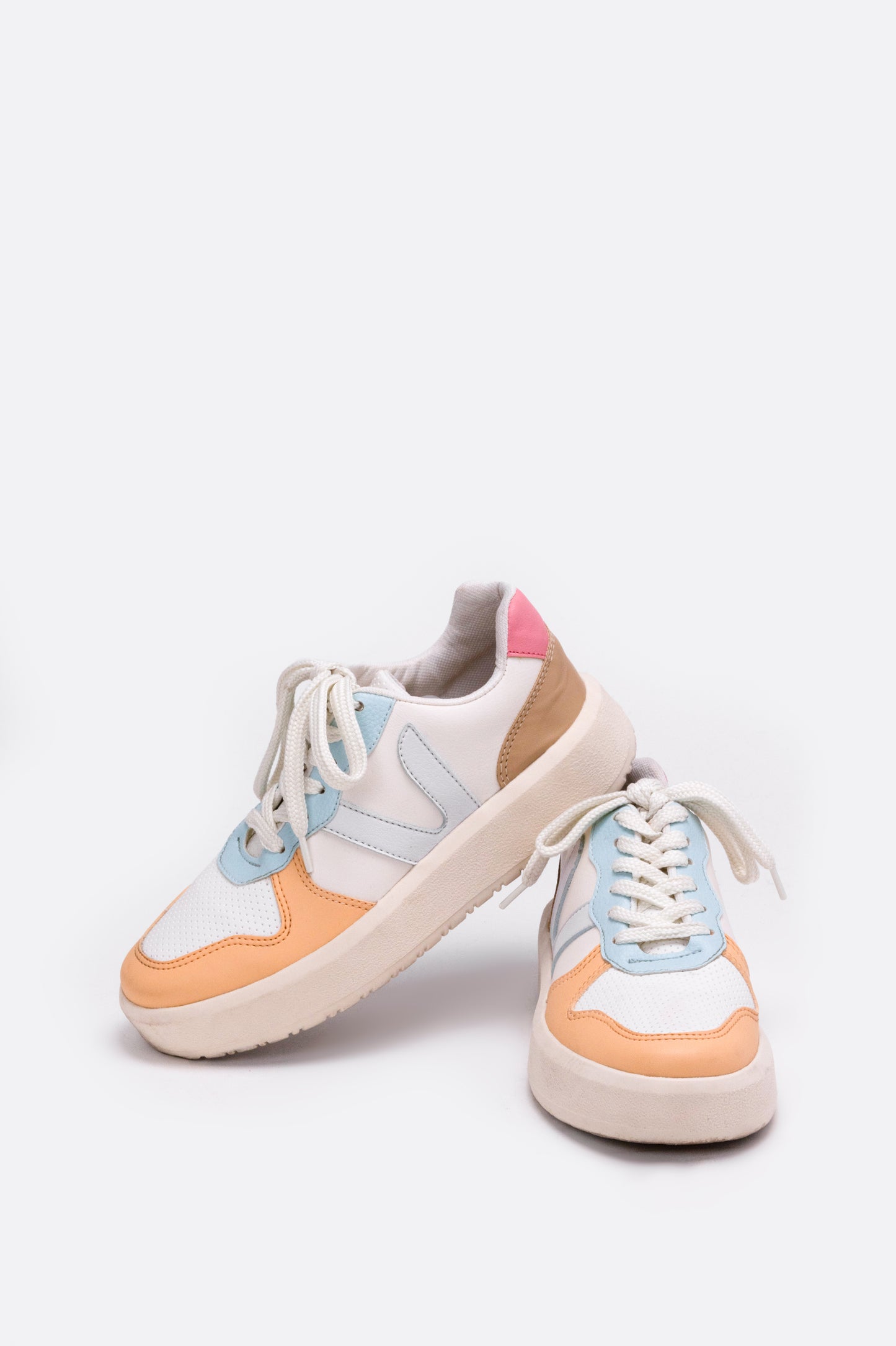 Meraki Ivy Sneaker