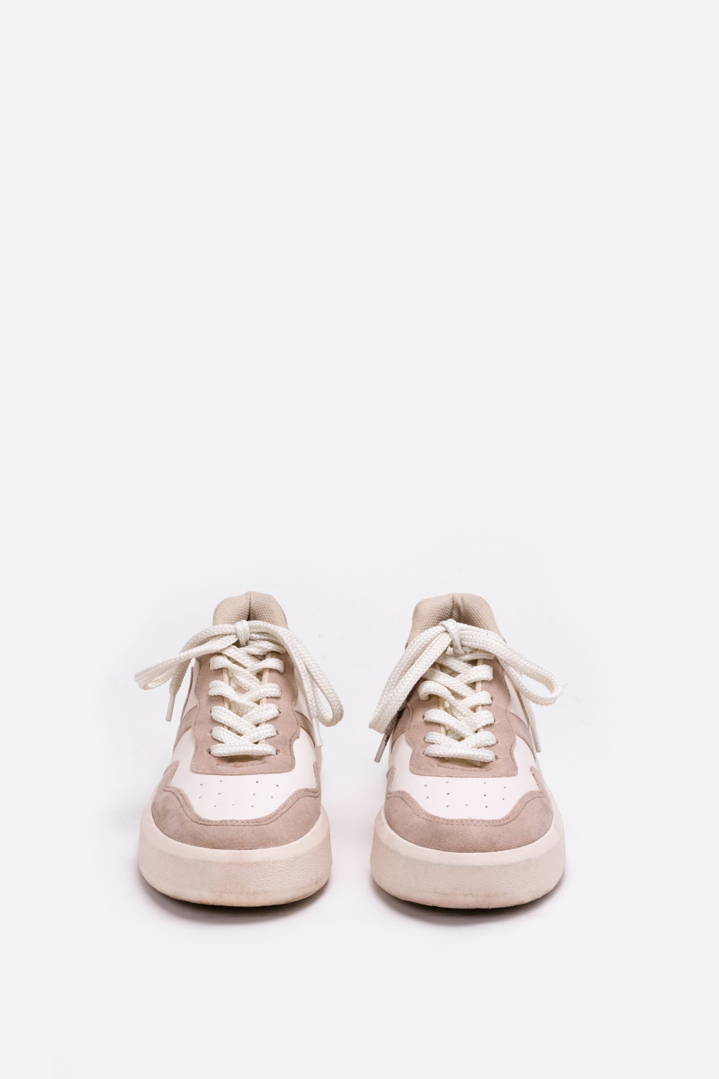 Meraki Ivy Sneaker