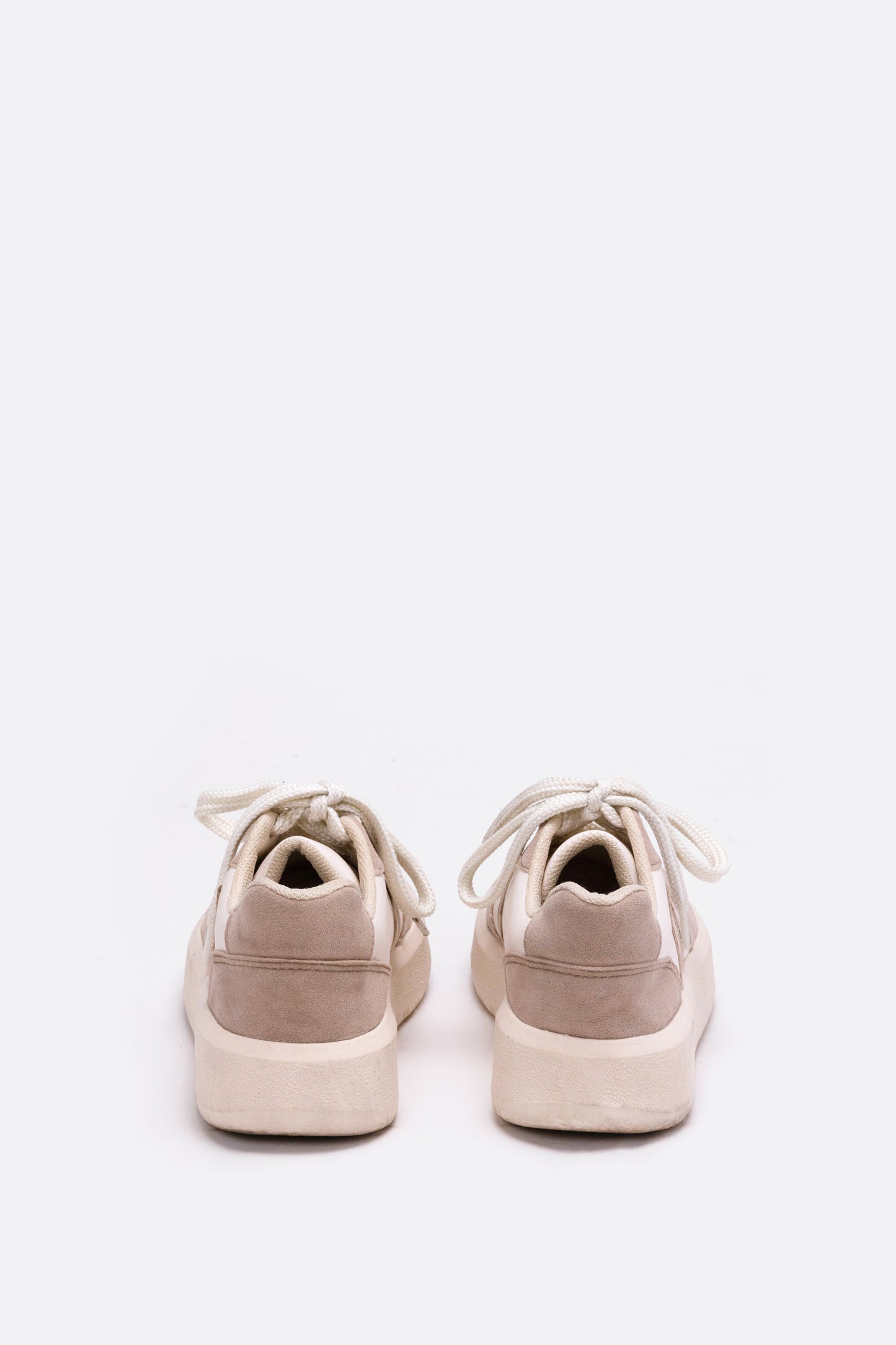 Meraki Ivy Sneaker