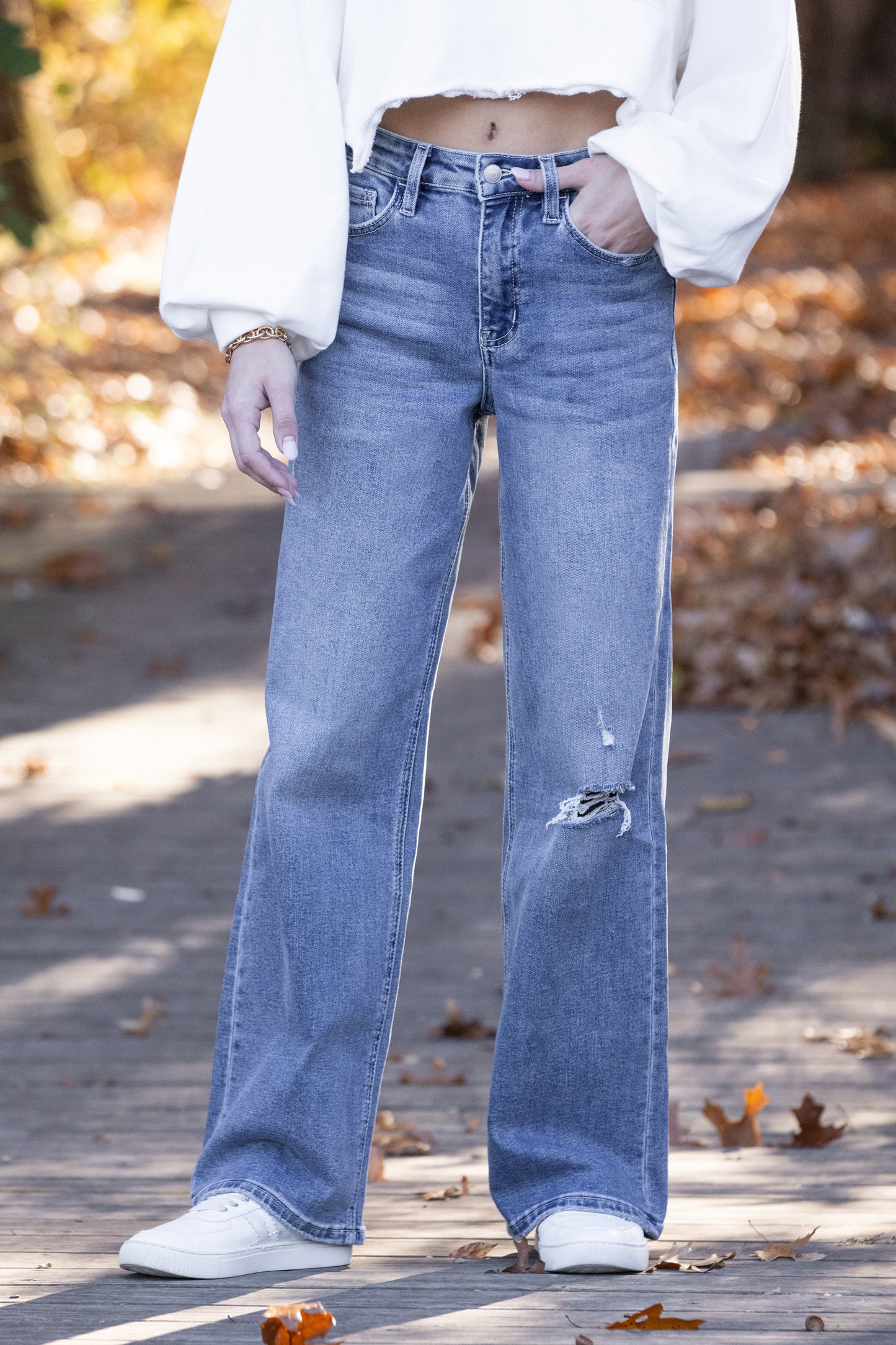 The Robin from Lovervet: Super High-Rise Baggy Denim