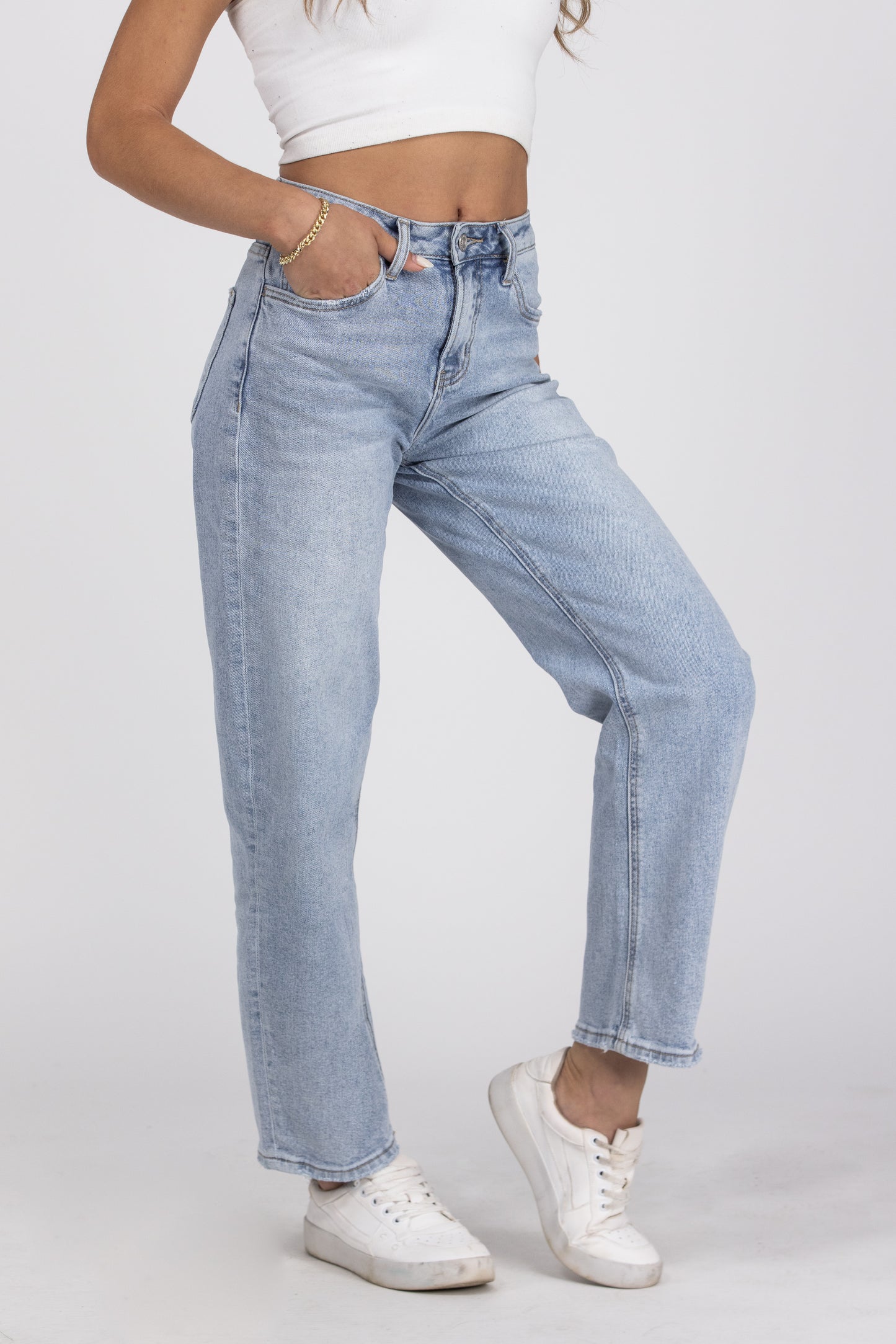 Happiness and Sunshine from Lovervet: High-Rise Barrel Denim