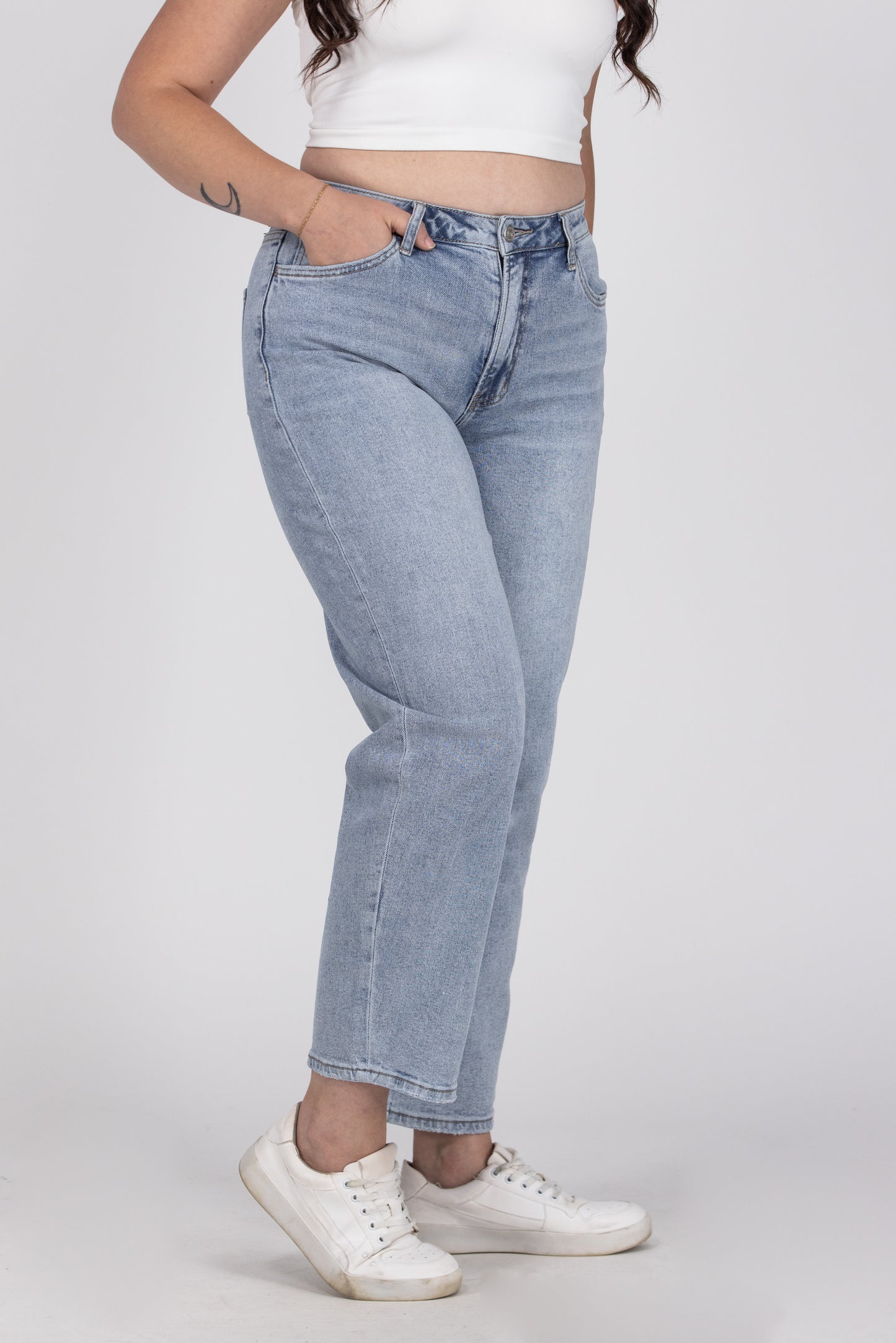 Happiness and Sunshine from Lovervet: High-Rise Barrel Denim