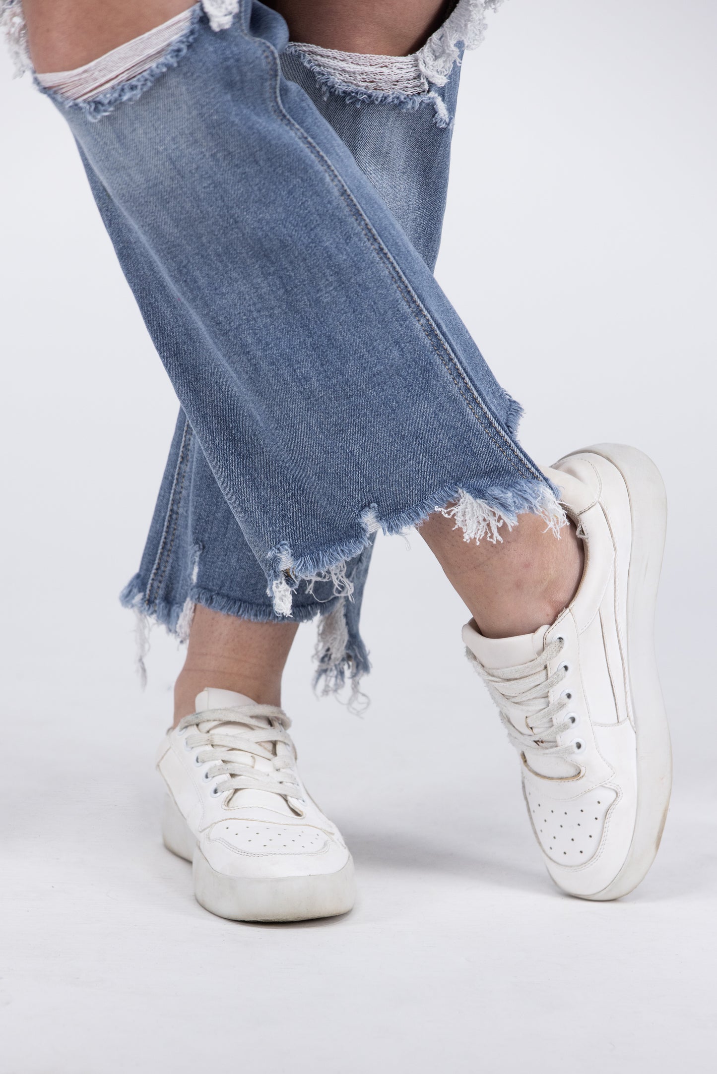 Can't Keep Up from Risen: High-Rise Crop Straight Leg Denim