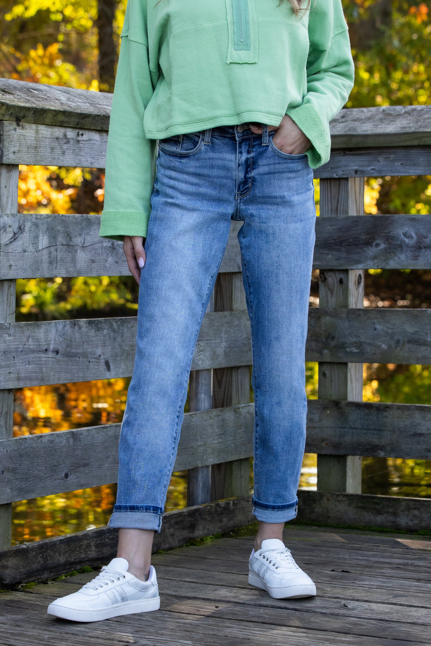 Come and Go from Judy Blue: Mid-Rise Boyfriend Denim