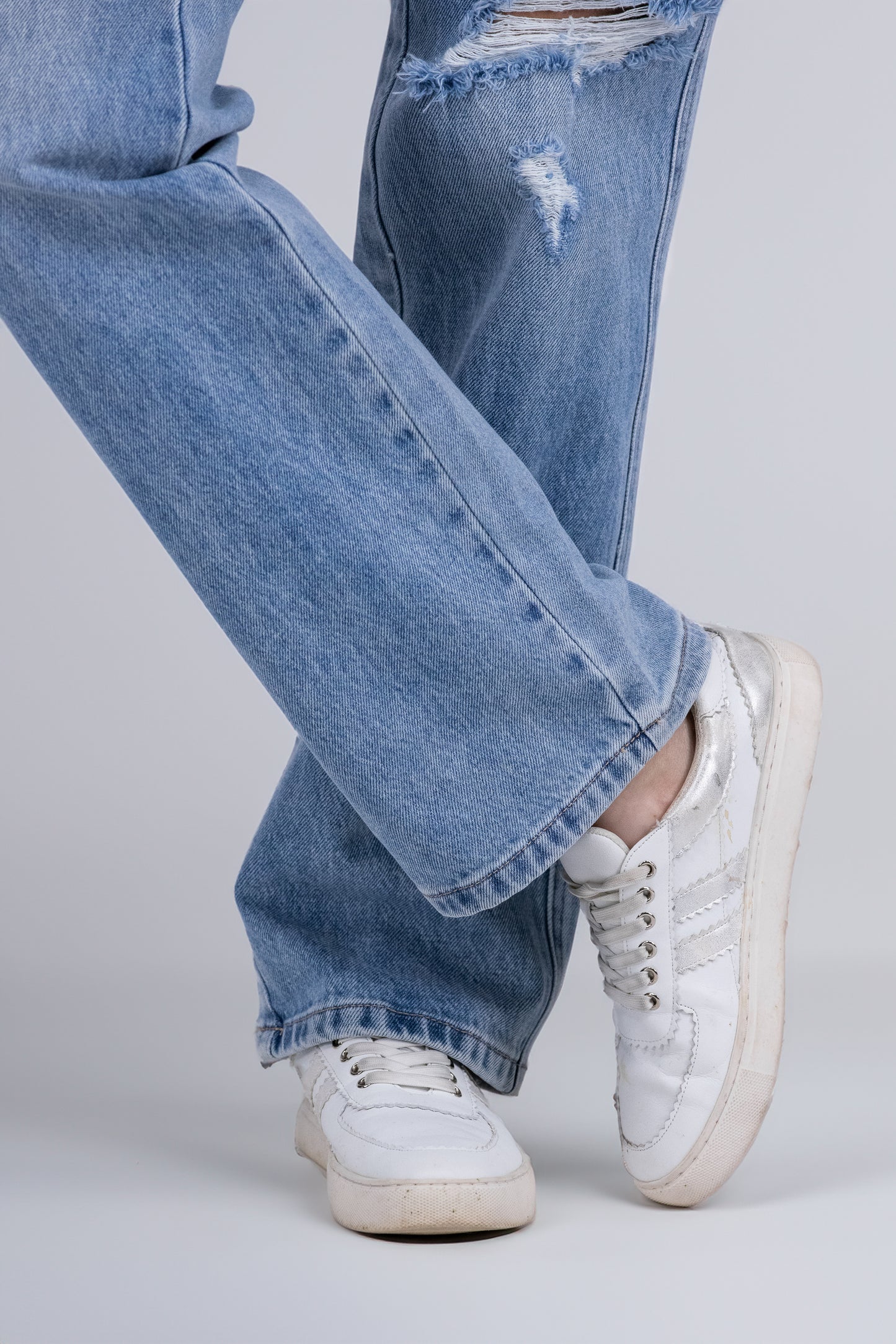 Make The Most Of Tonight from Judy Blue: High-Rise Rigid Magic 90's Straight Leg Denim