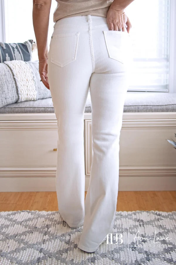 Judy Blue Going To Work Mid-Rise Bootcut White Denim