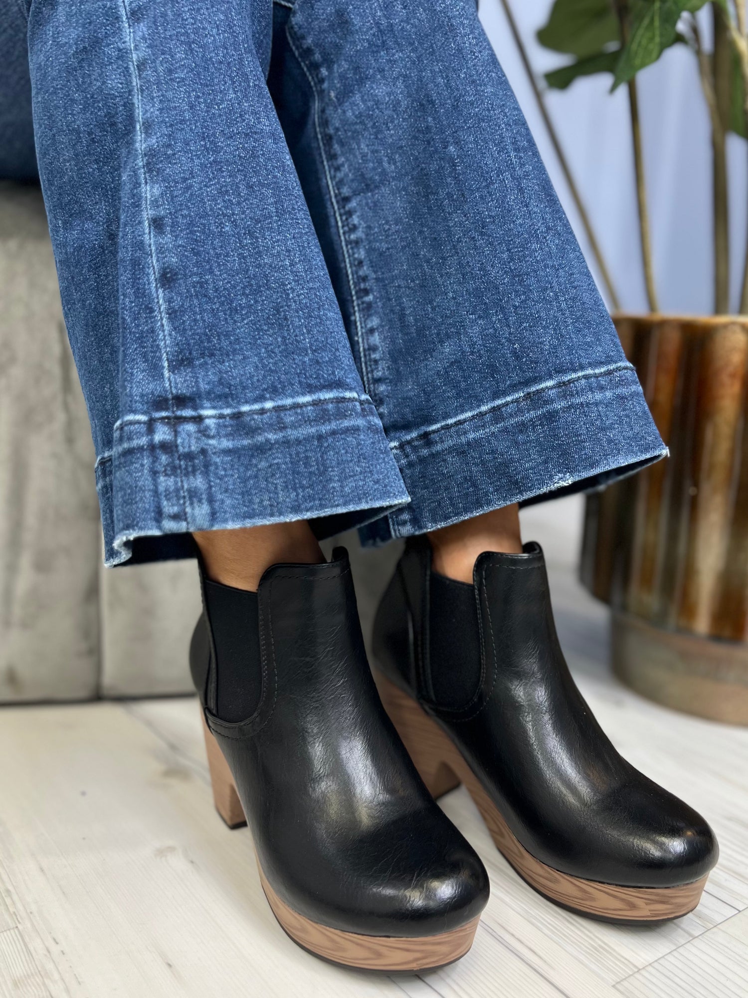 $10 Sale: Final Markdowns