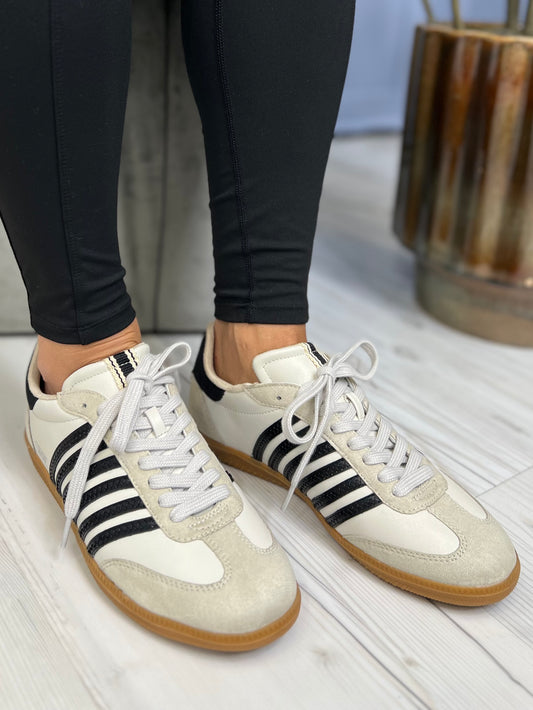 Shu Shop Stevie Women's Suede Sneaker