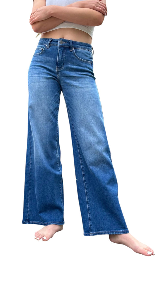 Mid-Rise Tummy Control Vintage Wash Straight Leg Jeans