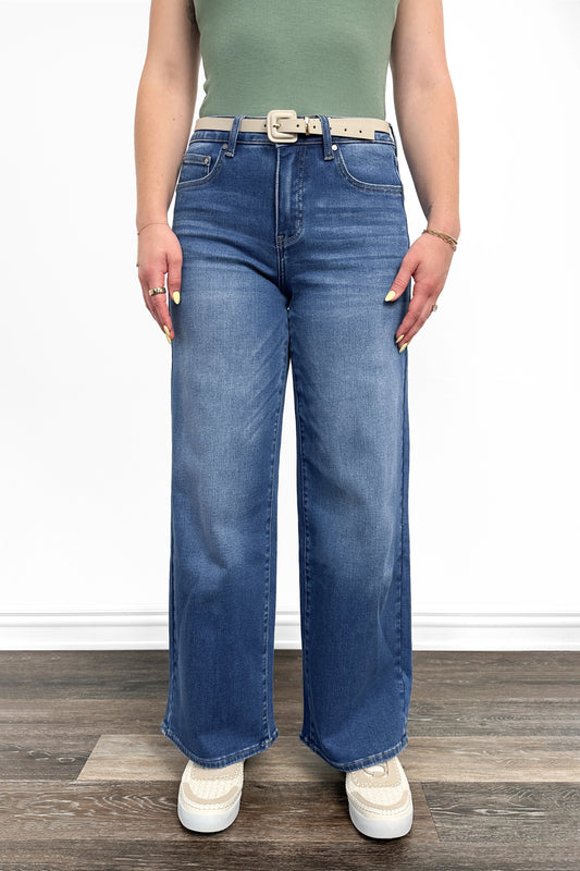 Mid-Rise Tummy Control Vintage Wash Straight Leg Jeans