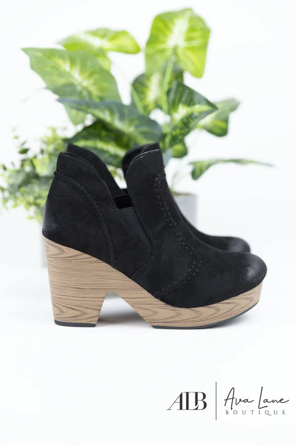 Pierre Dumas Pam Heeled Bootie