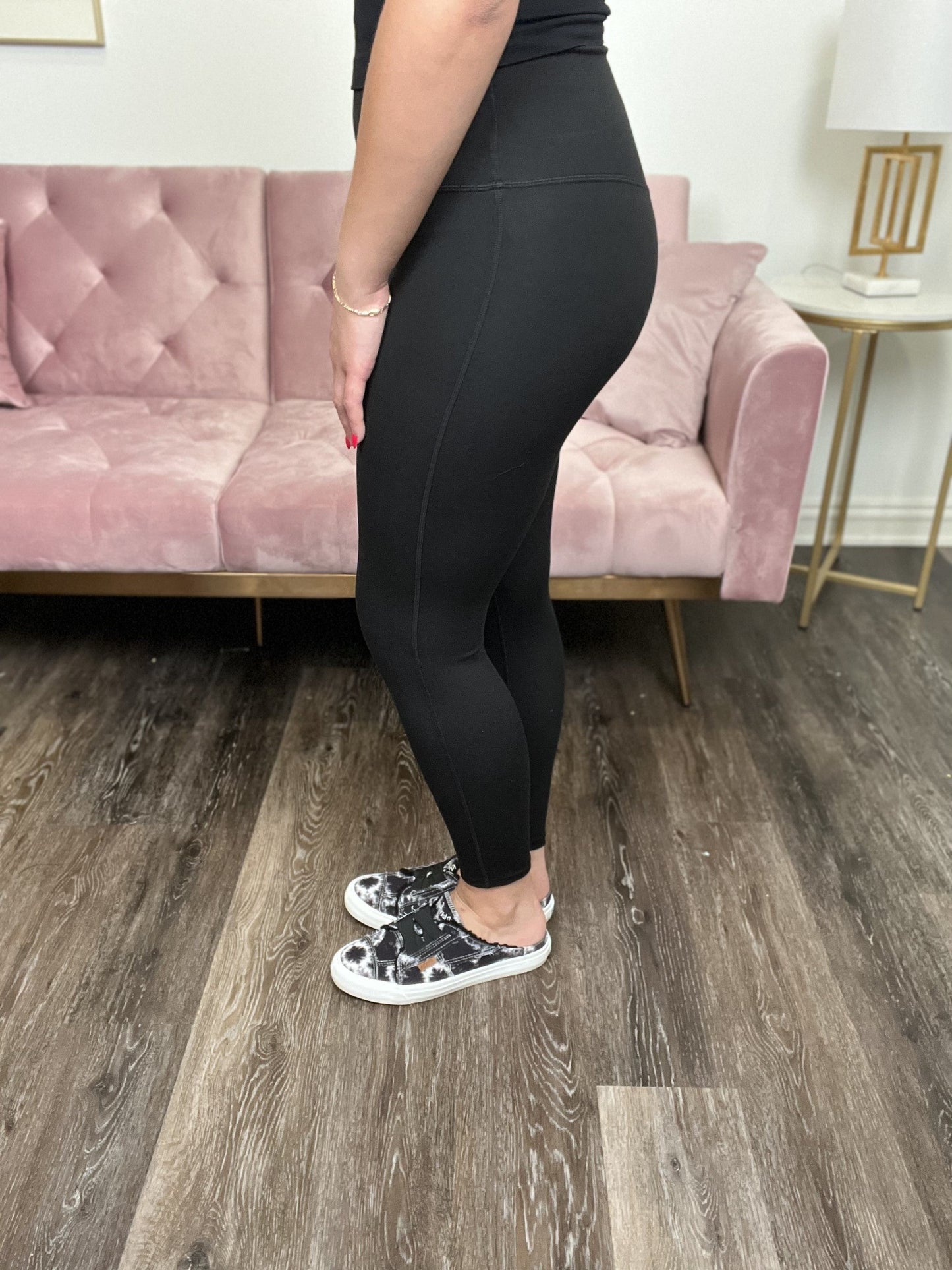 Weights Before Dates Leggings