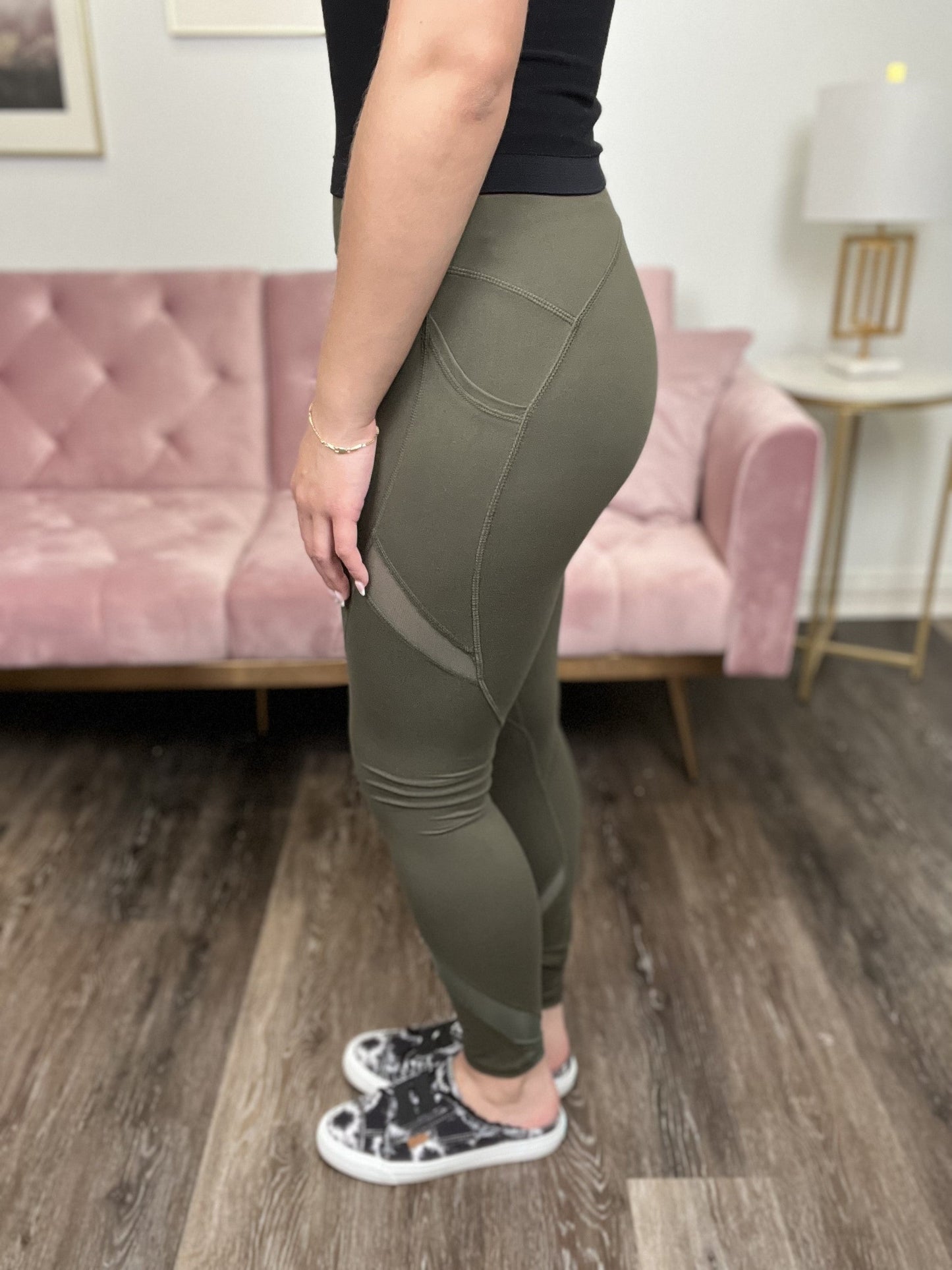 We Mesh Together Well Leggings